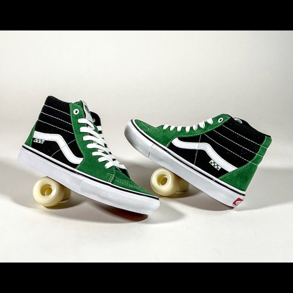 Vans Sk-8 Hi NWT Sneaker - Picture 2 of 4